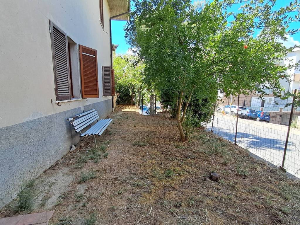 Appartamento a Ascoli piceno in Via E.Luzi, 10 - Foto 3