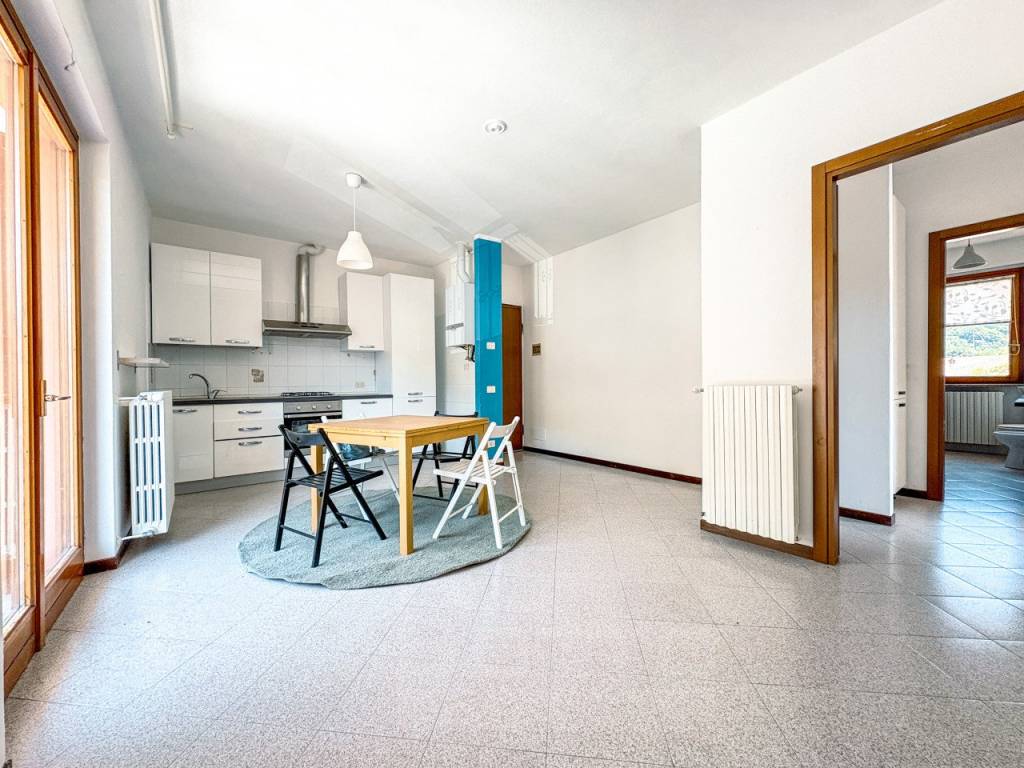 Appartamento a Brovello-carpugnino in Via Alto Vergante 226 - Foto 5