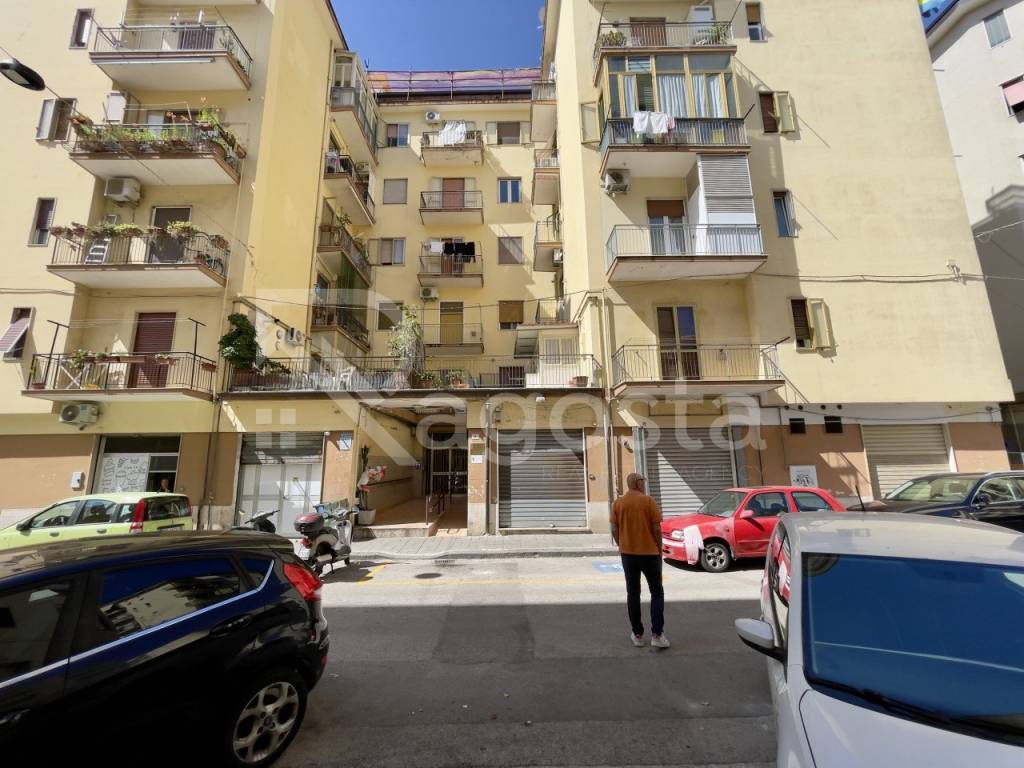 Appartamento a Salerno in Via Antonio Ruotolo, 8 - Foto 3