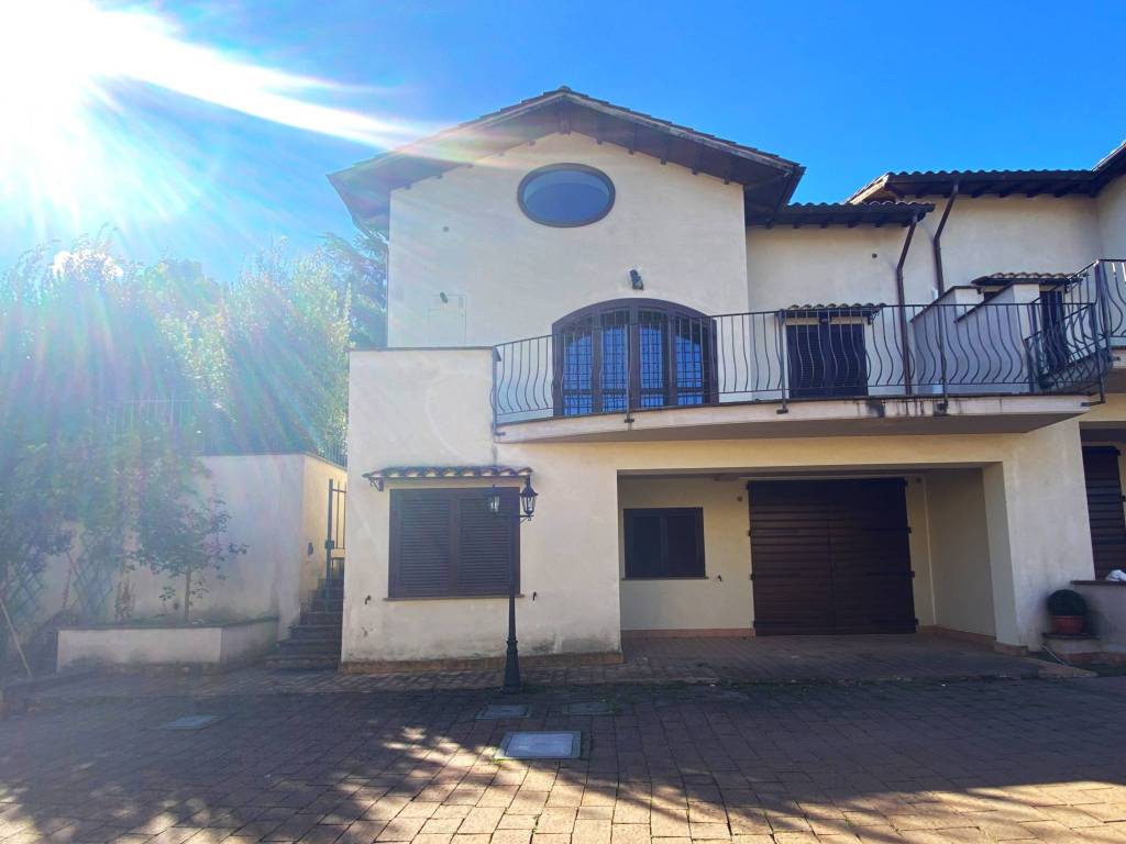 Villa a Selci in Via Roma, 38 - Foto 2