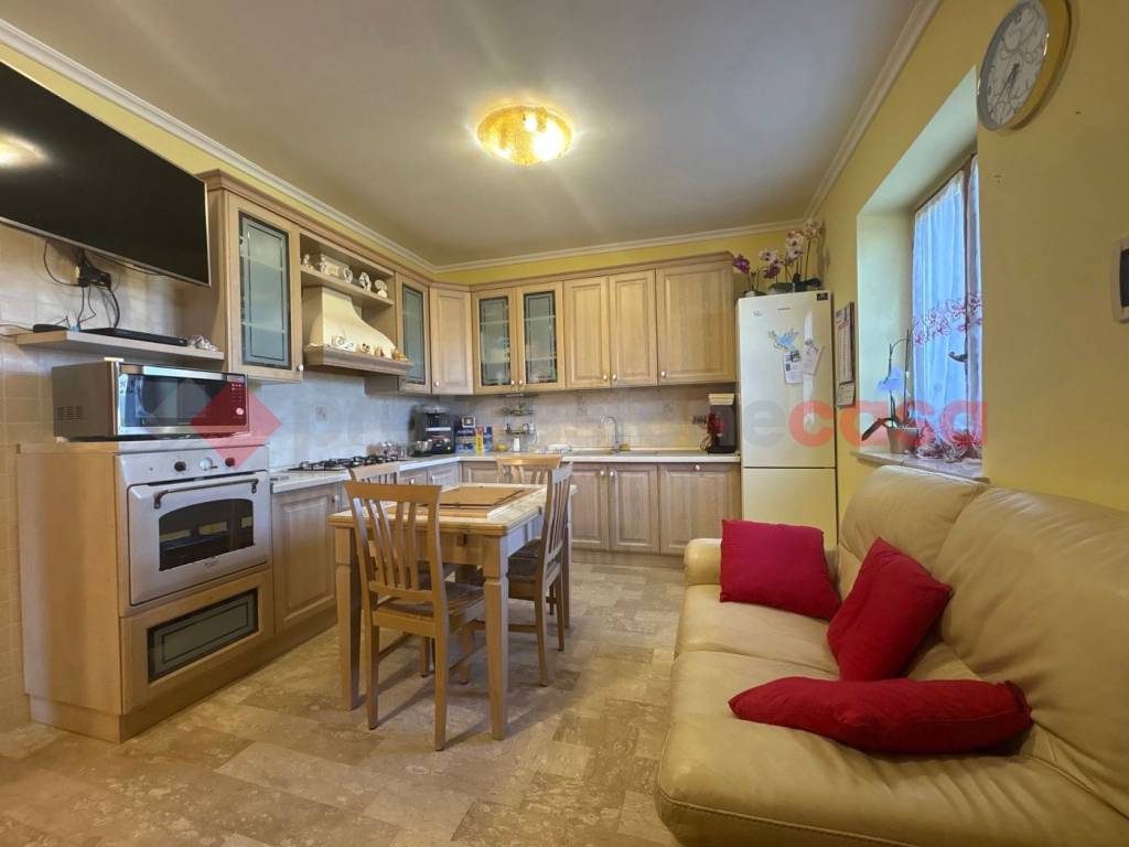 Villa a Fondi in VIA GUADO BASTIANELLI, 80 - Foto 5