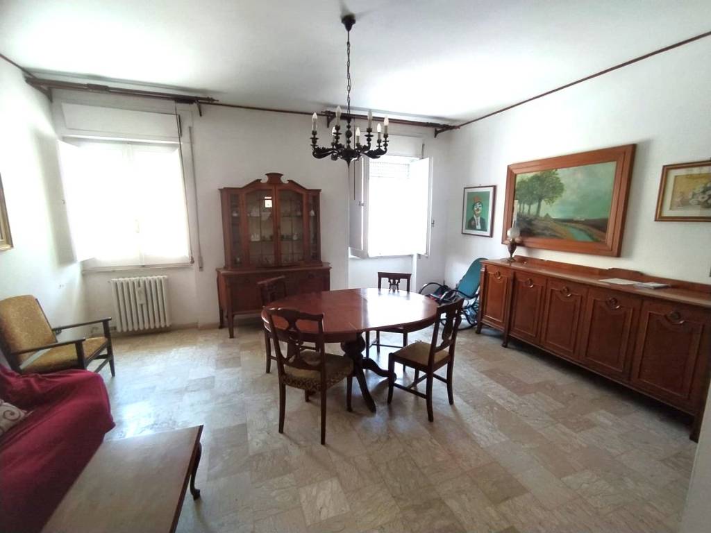 Appartamento a Brindisi in Via Montenegro - Foto 2