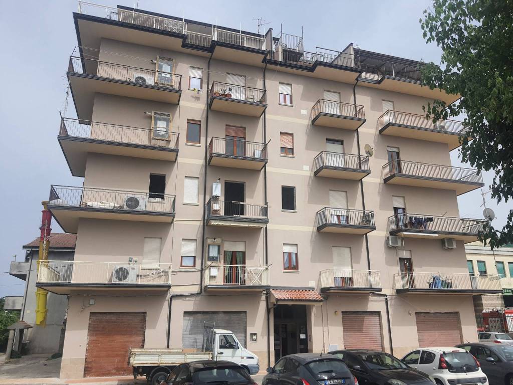 Appartamento a Vibo valentia in Via dei Glicini - Foto 2