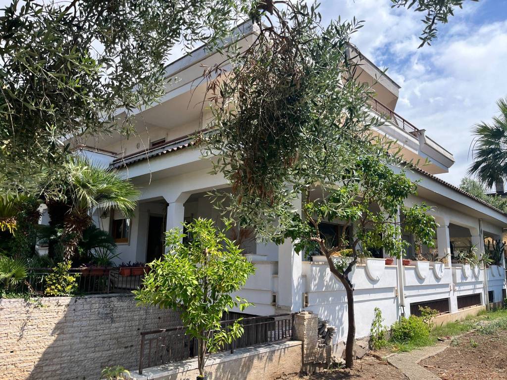 Villa a Formia in Via Remigio Paone, 7 - Foto 2