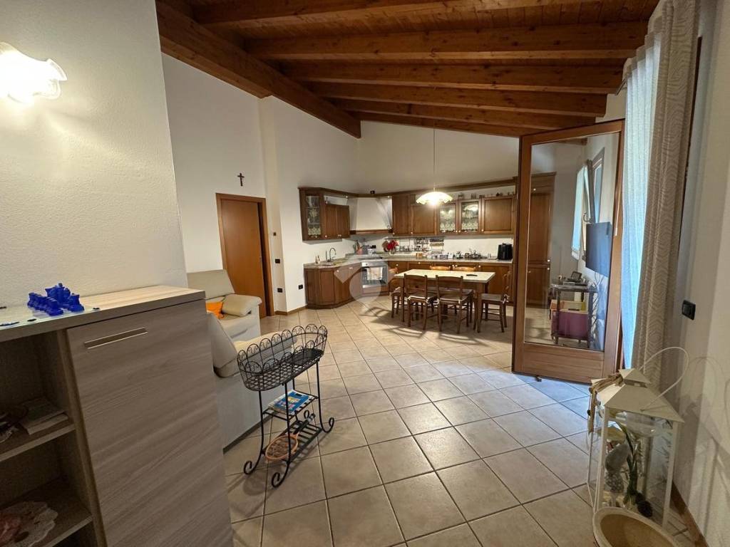 Appartamento a Vedelago in Via Pietro Damini, 32 - Foto 4