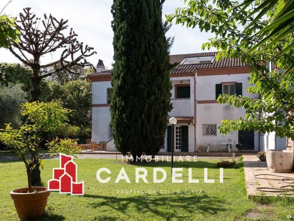 Villa a Civitanova marche in Via Crescimbeni - Foto 4