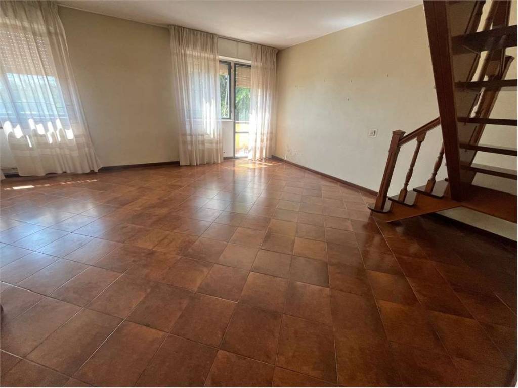 Appartamento a Piacenza in Via Laudi - Foto 2