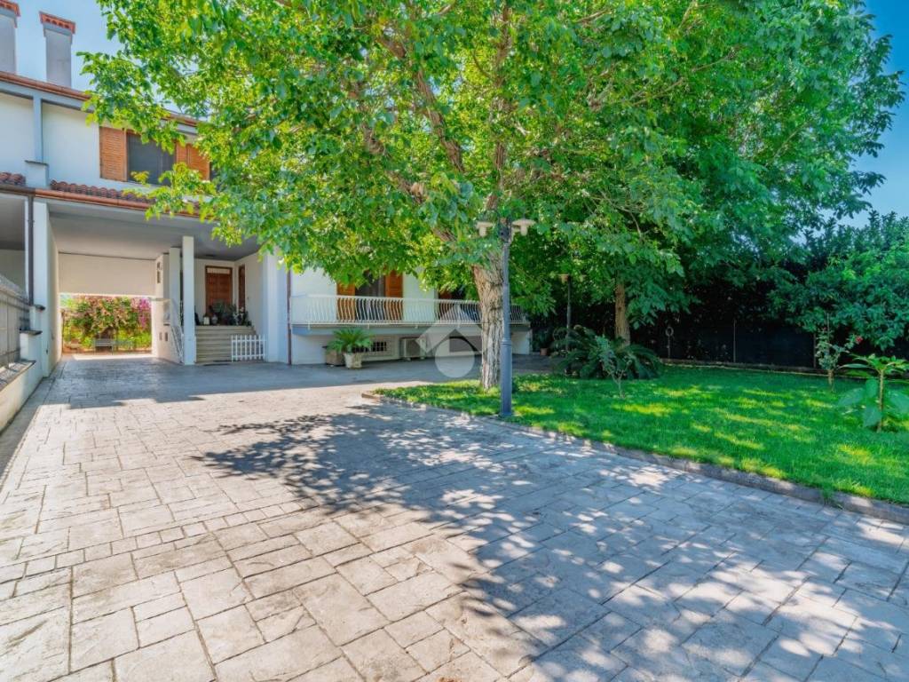 Villetta a schiera a Sermoneta in Via Sermonetana, 141 - Foto 5