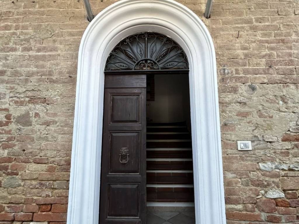 Casa indipendente a Castiglione del lago in Via Fioretti - Foto 3