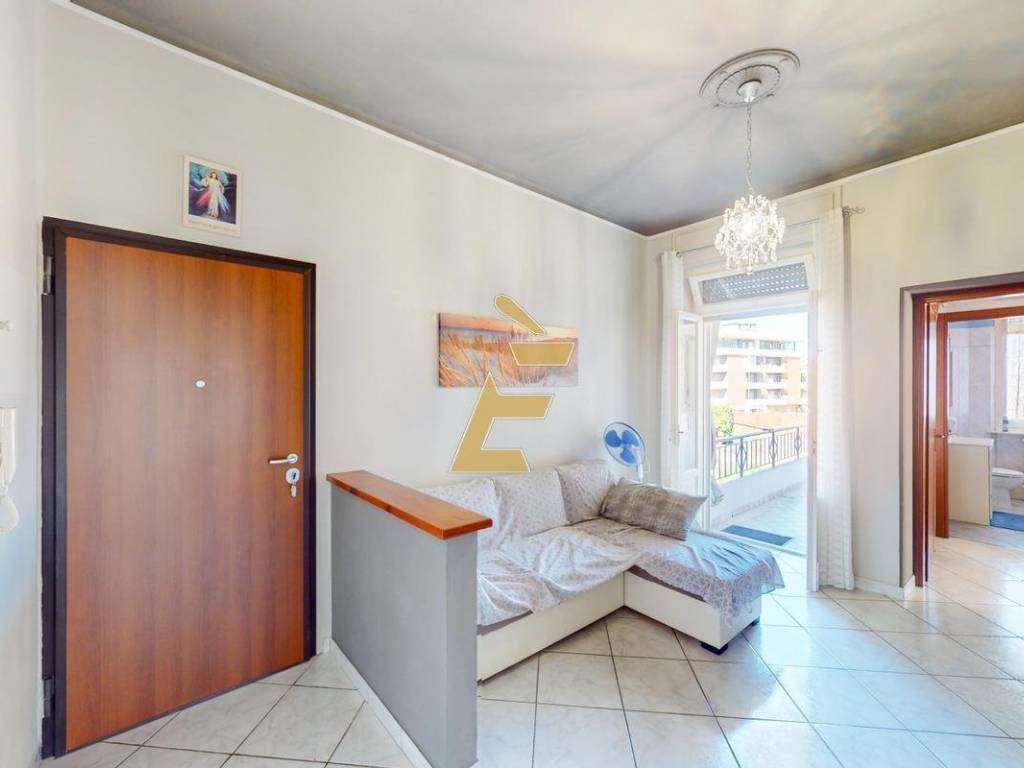 Appartamento a Valenza in VIALE REPUBBLICA, 89 - Foto 2