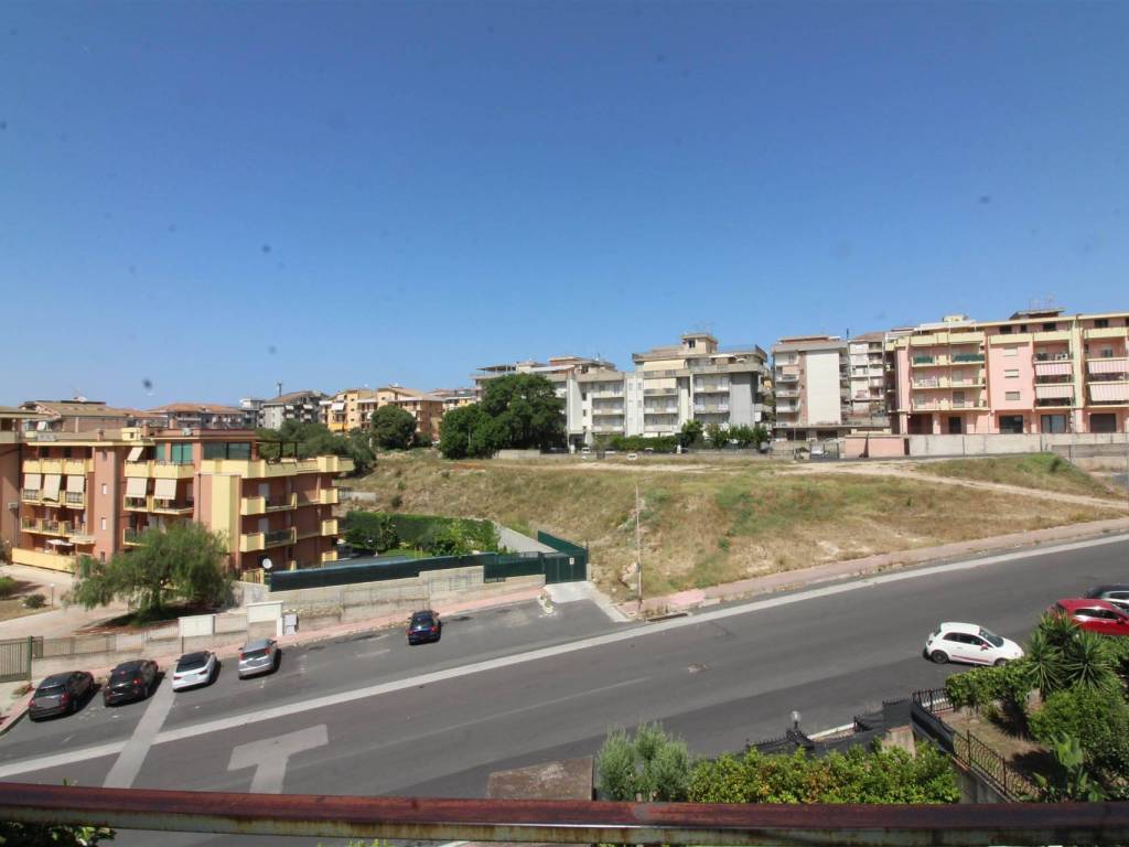 Appartamento a Carlentini in VIA FRATELLI CERVI - Foto 4