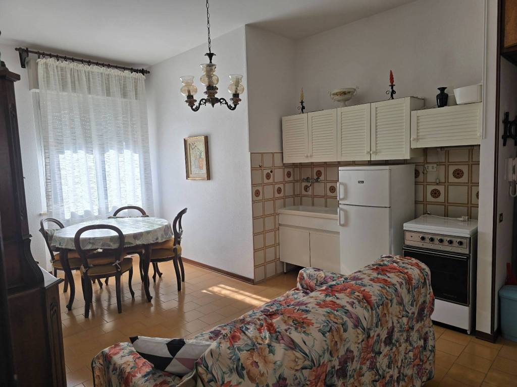 Appartamento a Sarzana in Via Papa Giovanni XXIII - Foto 3