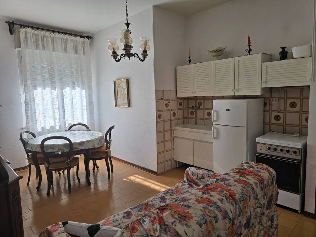 Appartamento a Sarzana in Via Papa Giovanni XXIII - Foto 5