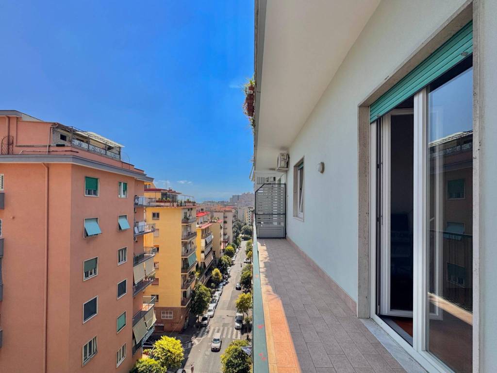 Appartamento a Napoli in Via Maurizio De Vito Piscicelli, 27 - Foto 5