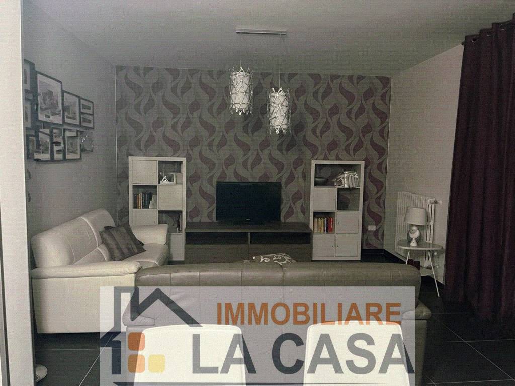 Appartamento a Aversa in Via Michelangelo Buonarroti - Foto 2