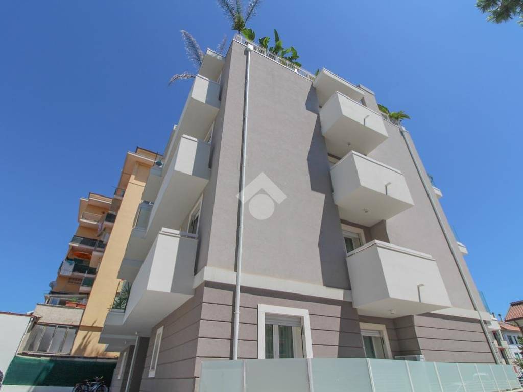 Appartamento a San benedetto del tronto in Corso G. Mazzini, 193 - Foto 3