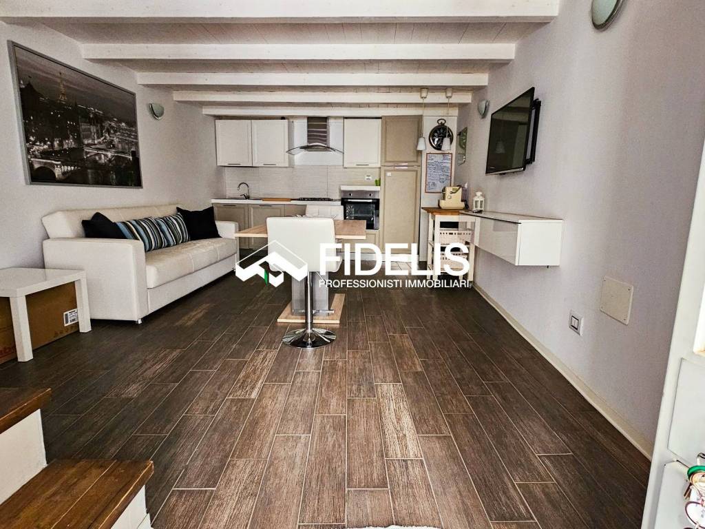 Loft / open space a Andria in Via Tommaso De Liso, 8 - Foto 2