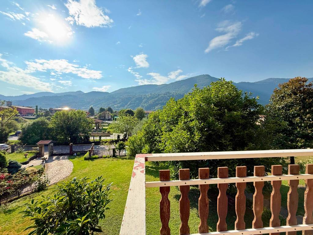 Villa a Monasterolo del castello in Via delle Cascate, 1 - Foto 5