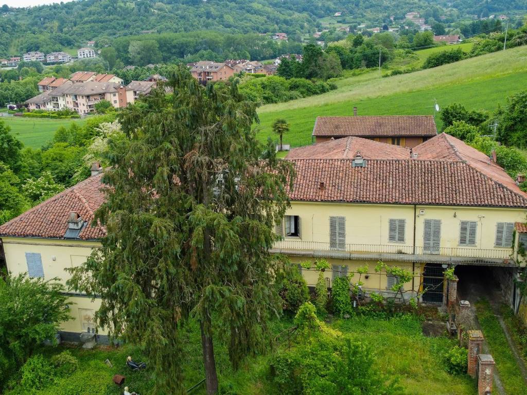 Casa indipendente a Gassino torinese in strada gassino bardassano, 13 - Foto 2
