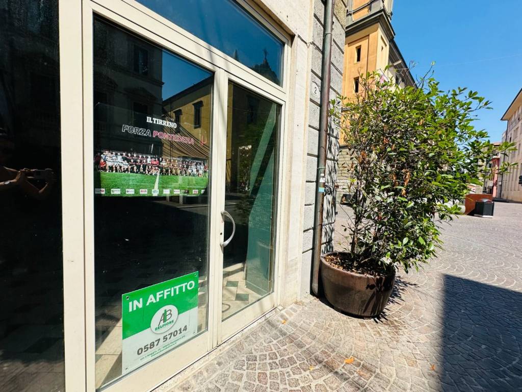 Immobile a Pontedera in Corso Giacomo Matteotti - Foto 2