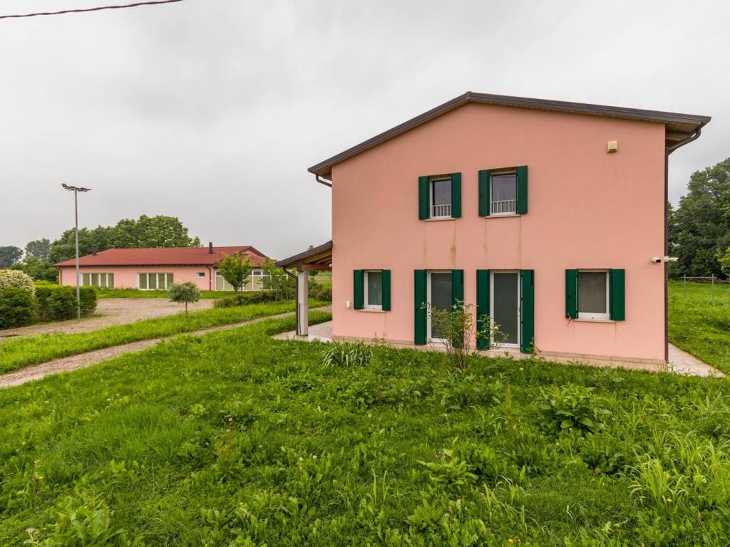 Villa a San giorgio in bosco in Via Basse - Foto 3