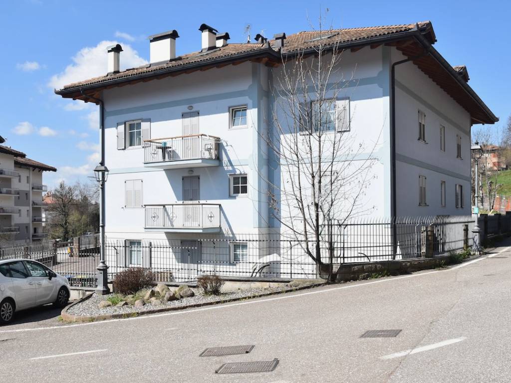 Appartamento a Cavalese in Via Corva - Foto 3