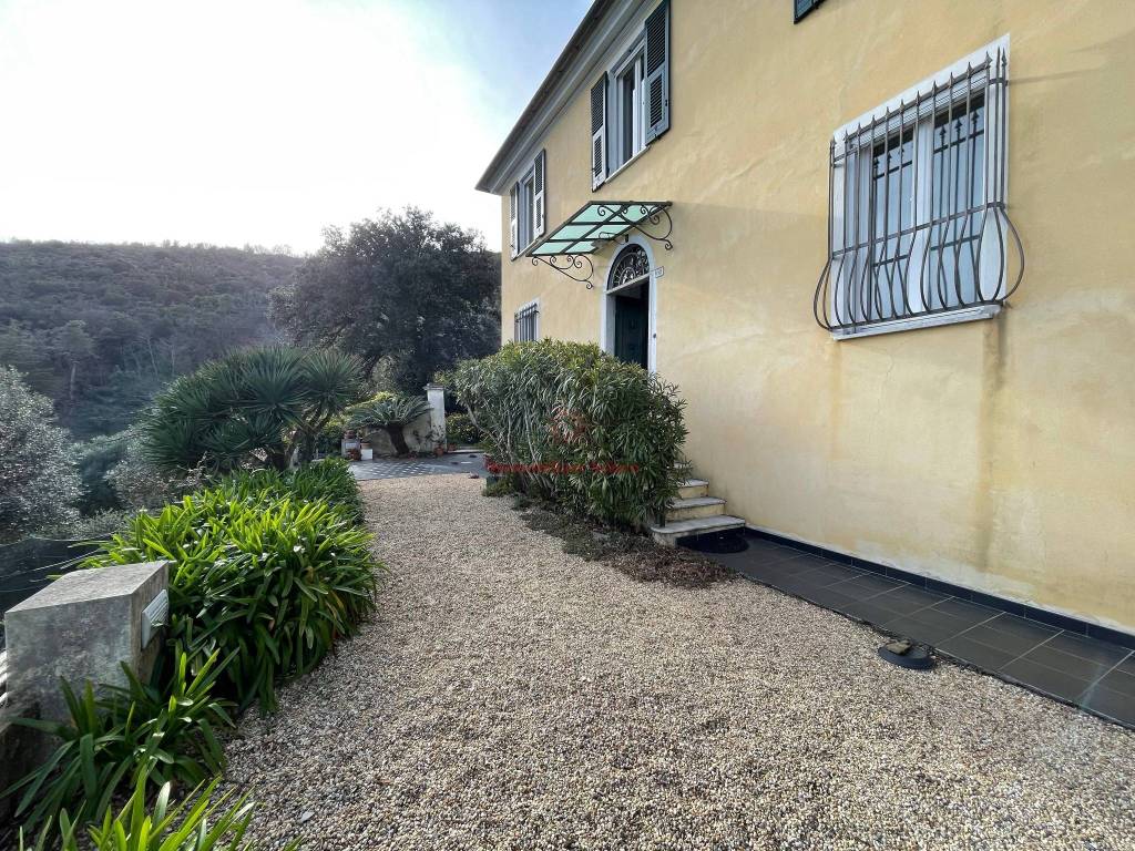 Villa a Varazze in Via Nuova Cantalupo, 56 - Foto 5