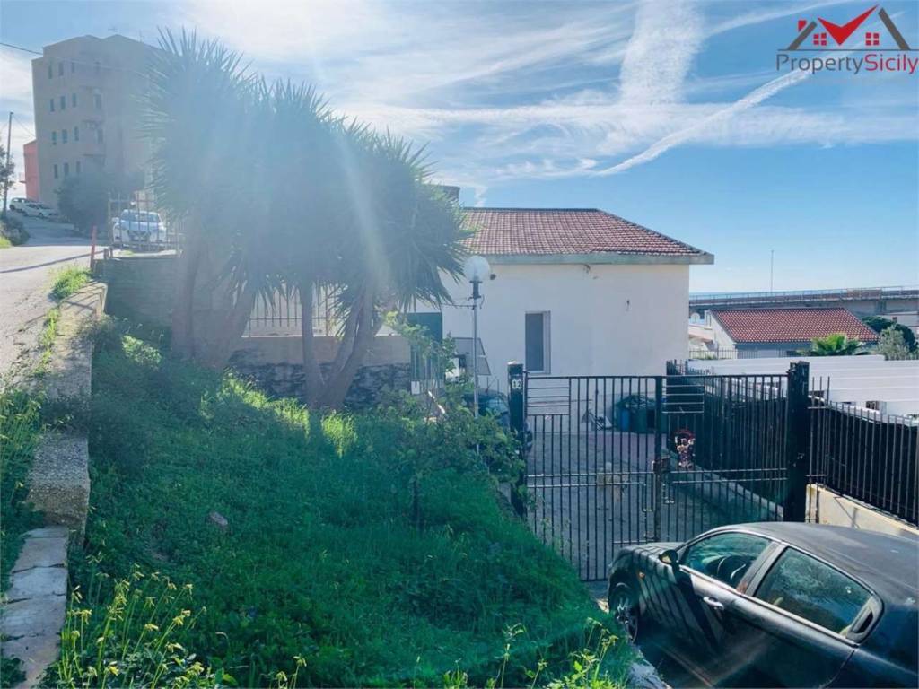Villa a Porto empedocle in Via Melograno S.N.C. - Foto 3