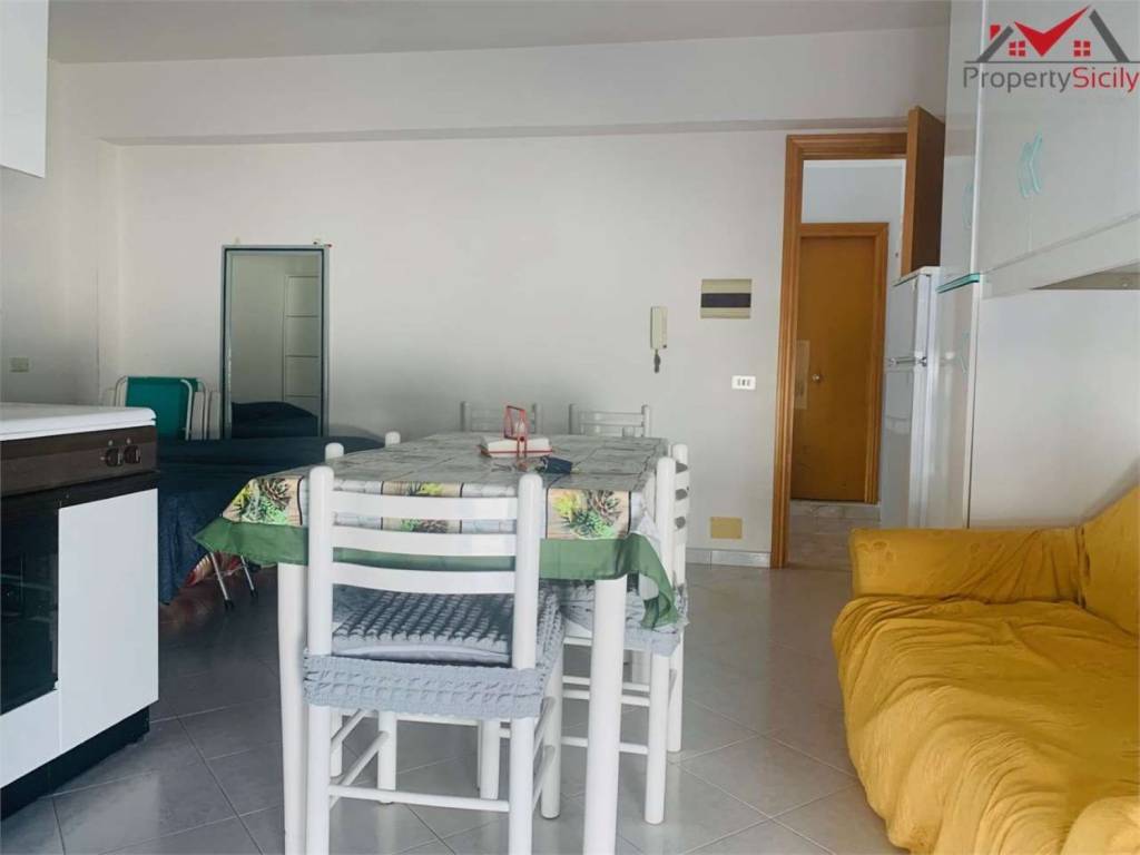 Appartamento a Porto empedocle in Via Einaudi - Foto 2