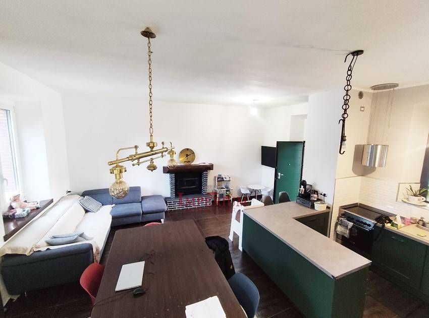 Casa indipendente a Casatenovo in Via Alcide De Gasperi - Foto 2