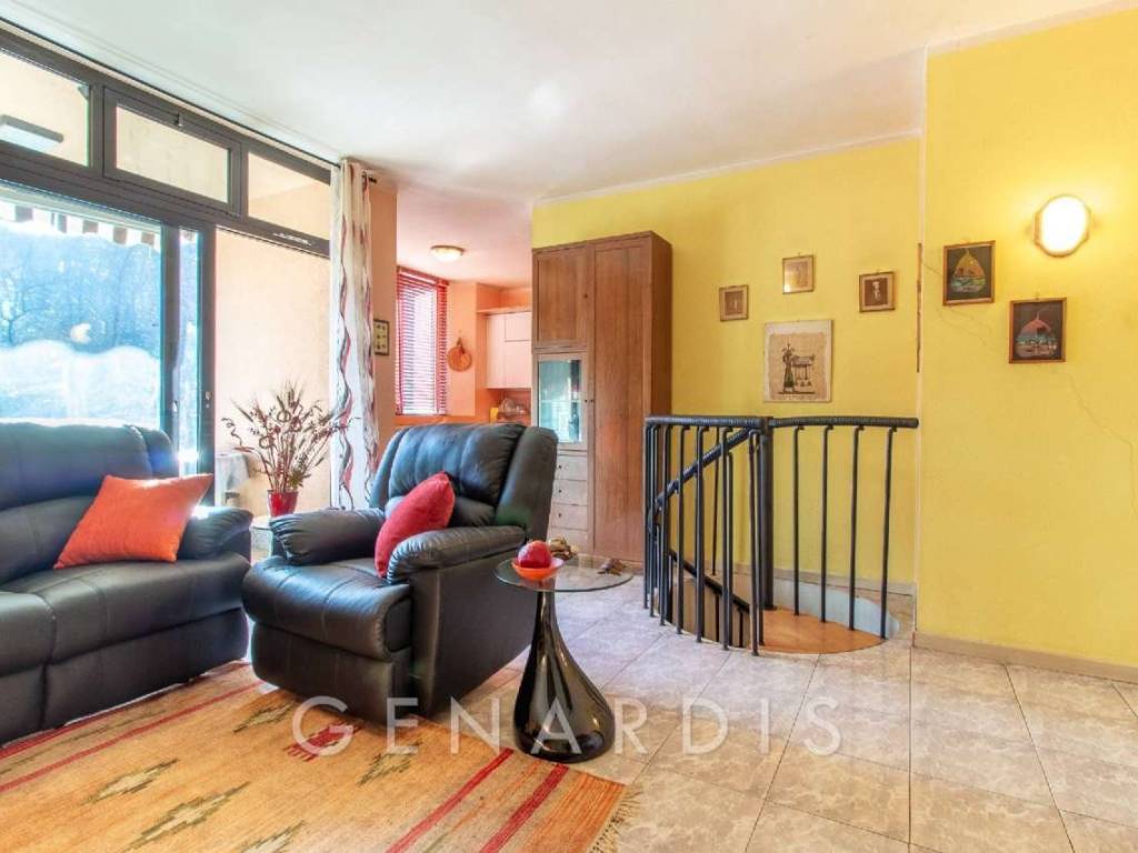 Appartamento a Cuasso al monte in Via Casa Mora - Foto 5