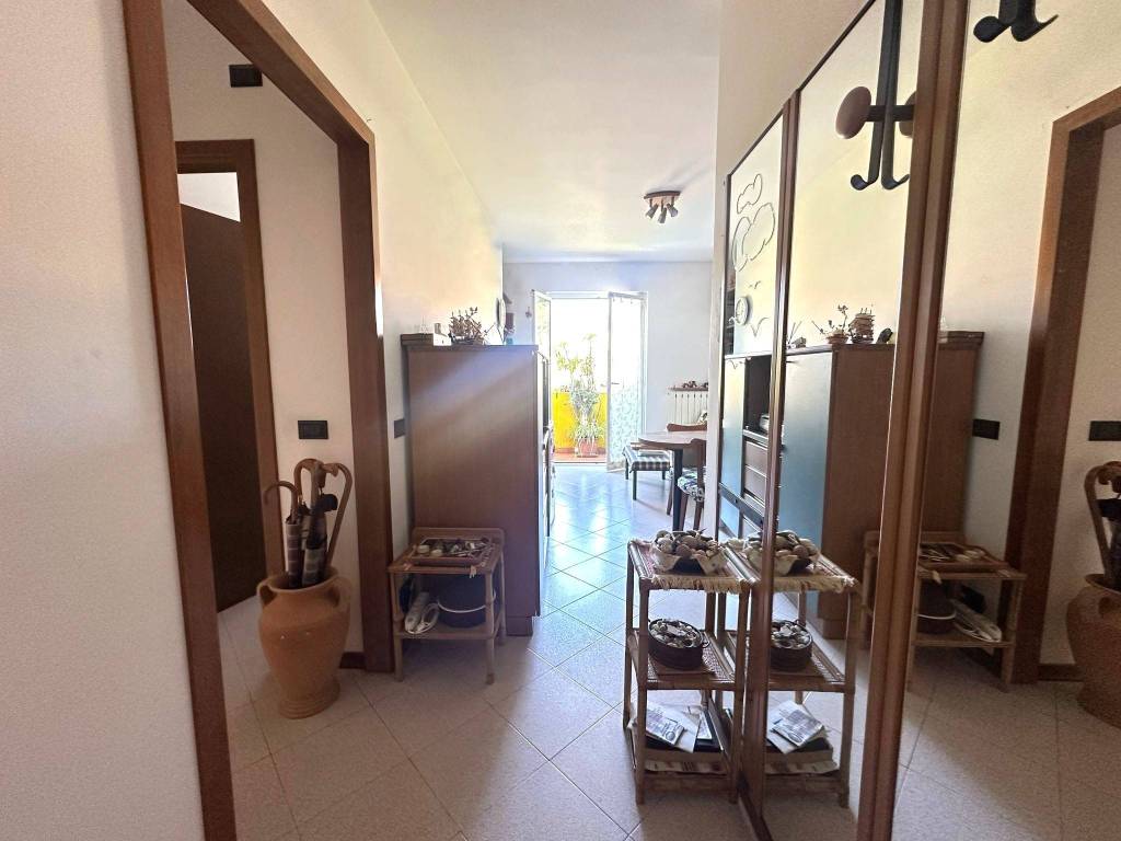 Appartamento a Albenga in Strada Rusineo - Foto 5