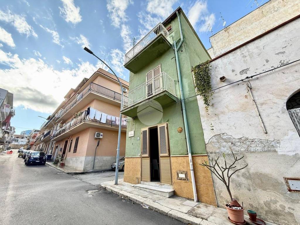 Casa indipendente a Balestrate in Via G. Bommarito, 59 - Foto 2