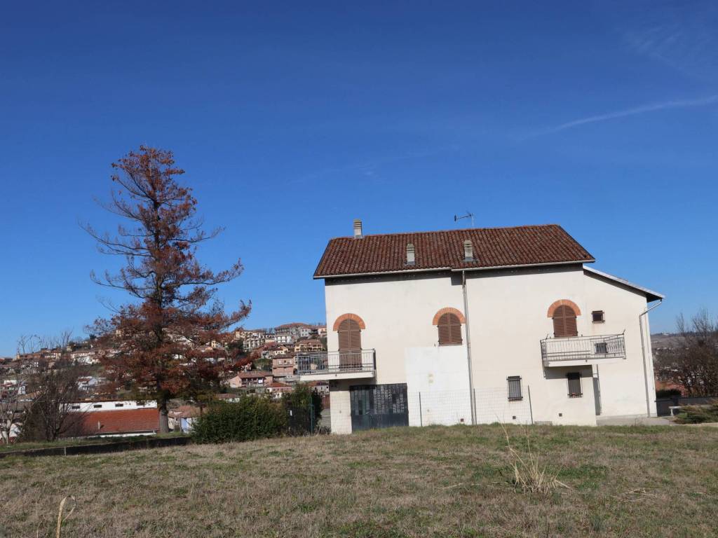 Villa a Castagnole delle lanze in Via Angelo Benso, 15 - Foto 5