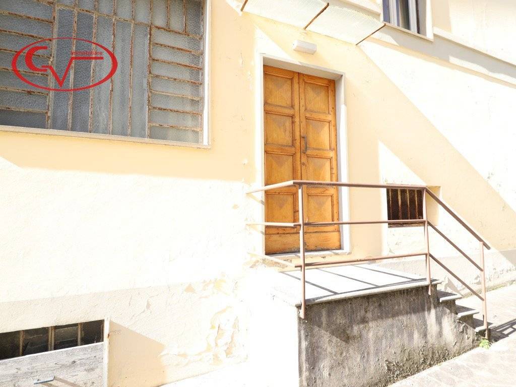 Villa a Montevarchi in Via dell'Unità d'Italia - Foto 3