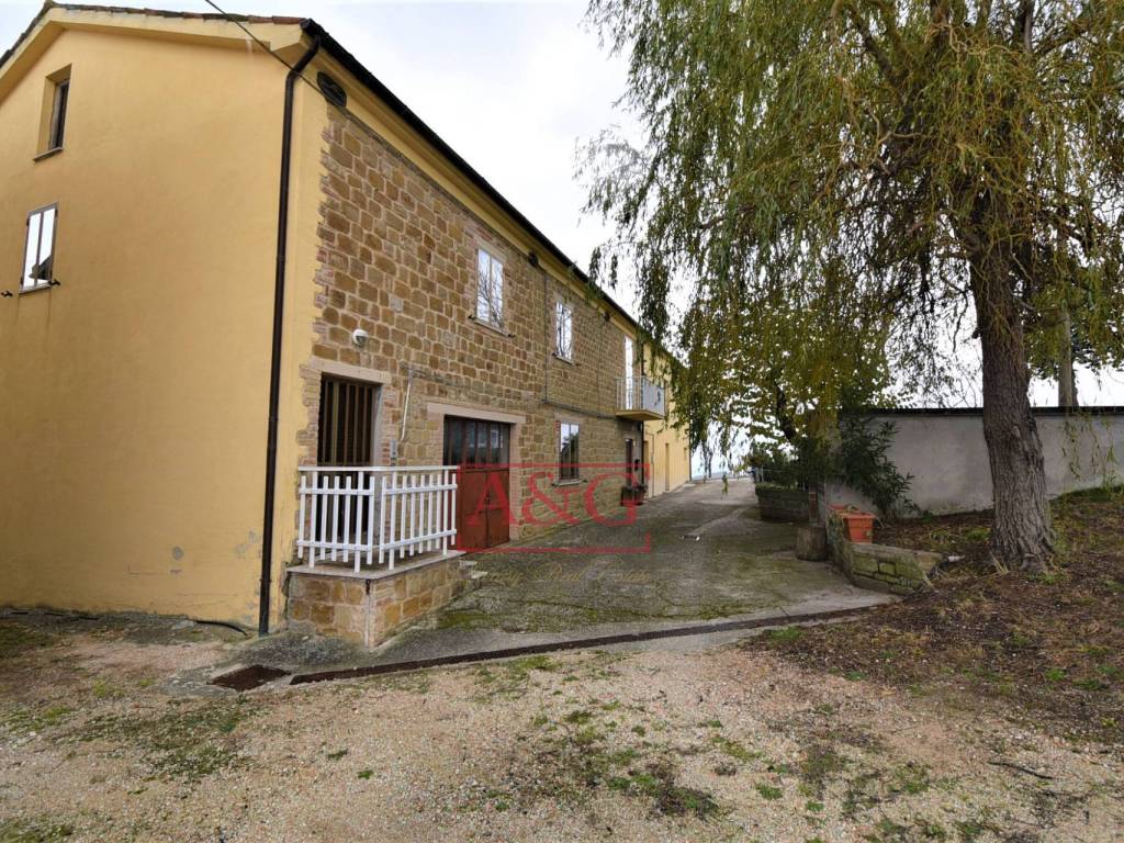 Casa indipendente a Gualdo in Contrada Morrone - Foto 4