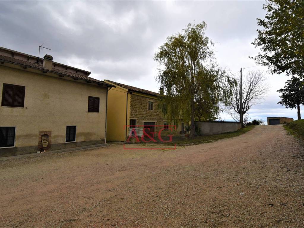 Casa indipendente a Gualdo in Contrada Morrone - Foto 5