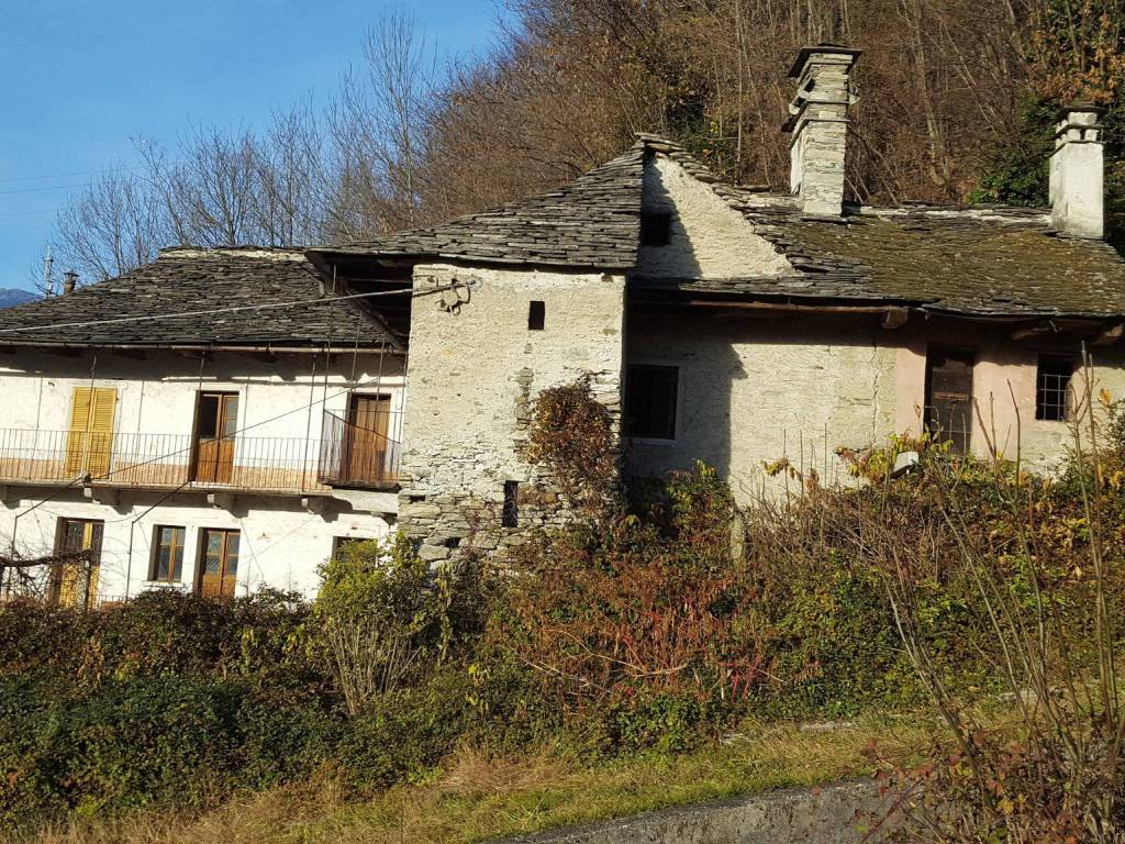 Rustico / casale a Beura-cardezza in Via Domodossola - Foto 2