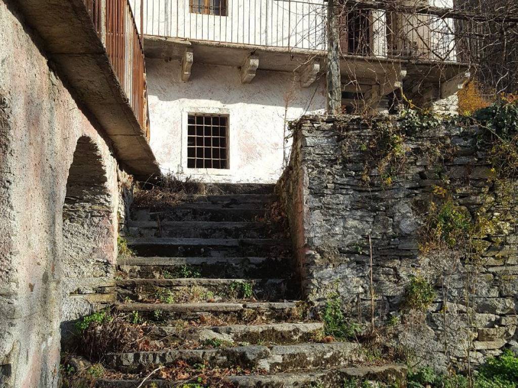 Rustico / casale a Beura-cardezza in Via Domodossola - Foto 4