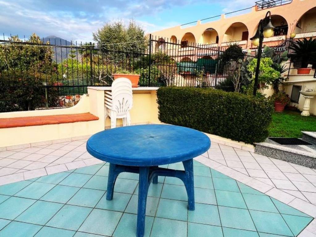 Villa a Scalea in Baia del Carpino - Foto 5