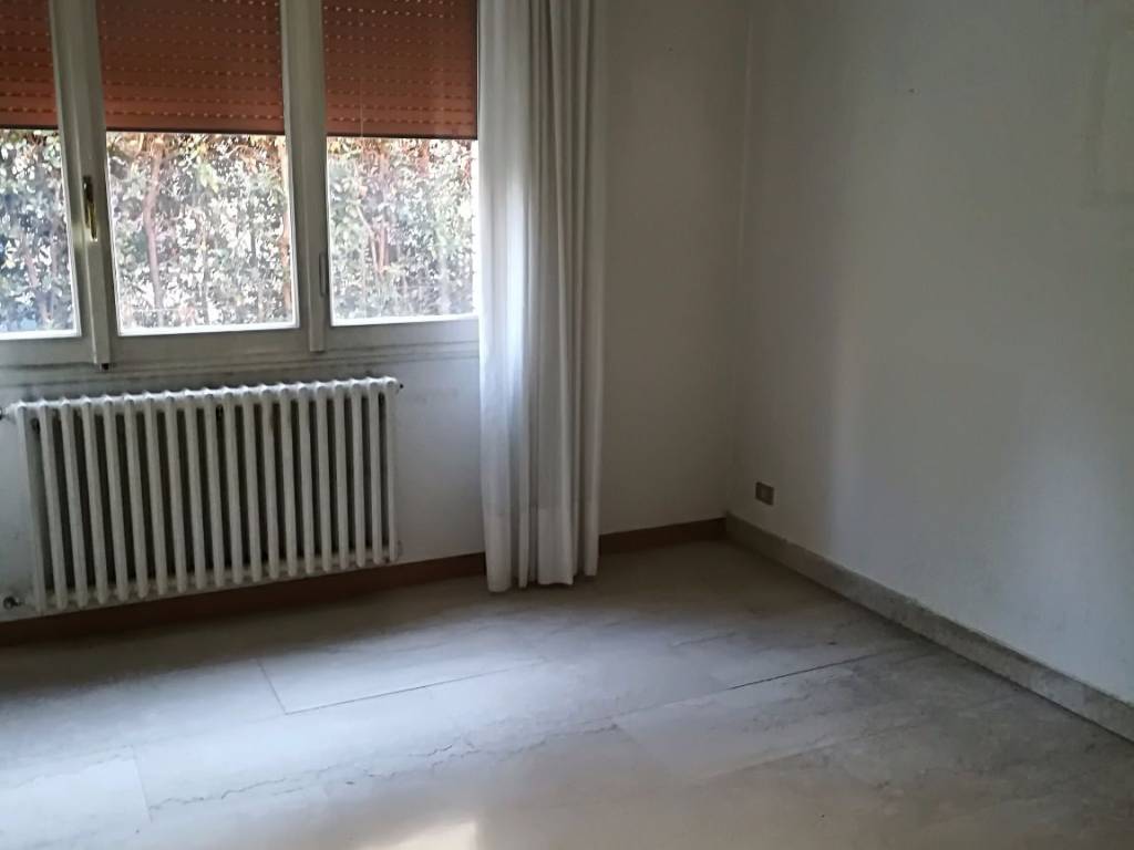 Villa a Carpi in Viale Giosuè Carducci - Foto 4