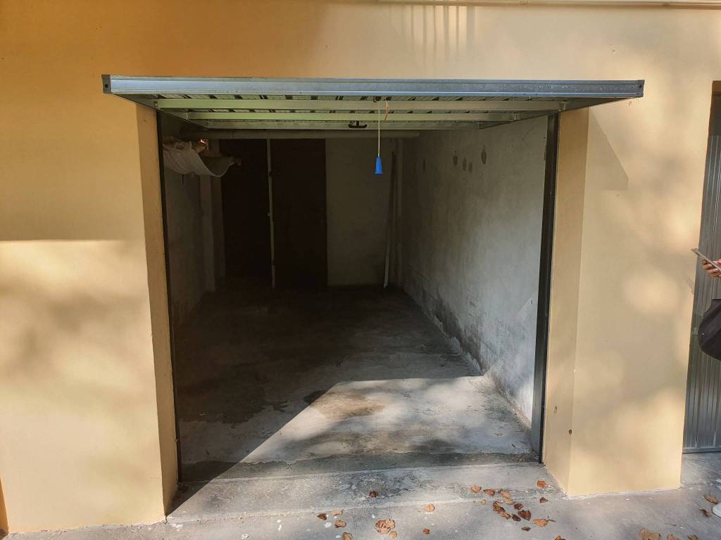 Box / garage a Ferrara in Viale Orlando Furioso, 6 - Foto 3