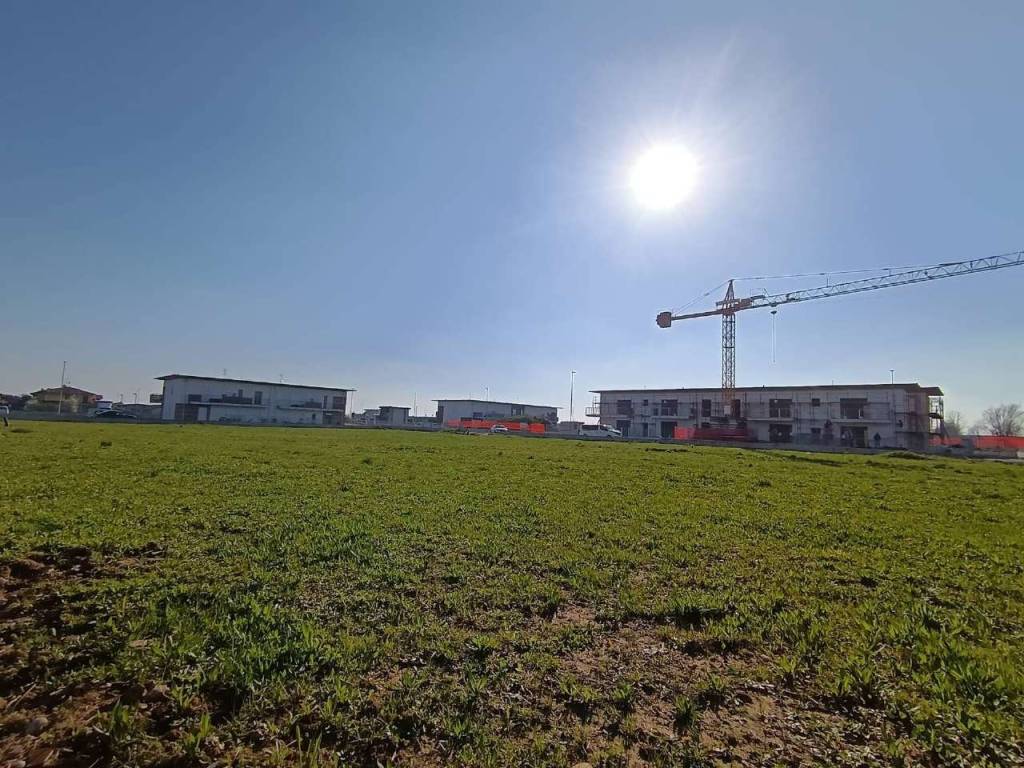 Terreno a Calcinate in via DELLE BREDE - Foto 4