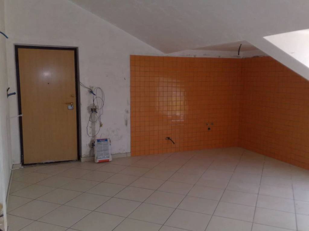 Appartamento a Santa maria capua vetere in Vico Primo Via Santella - Foto 4