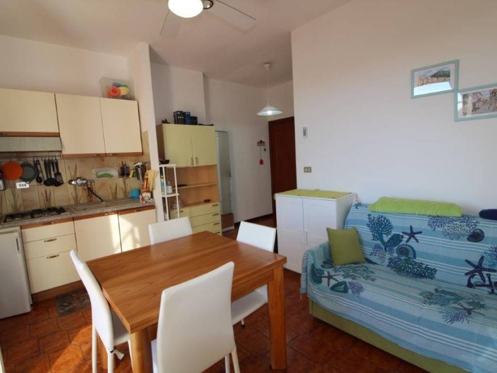 Appartamento a Ceriale in Via San Francesco - Foto 2