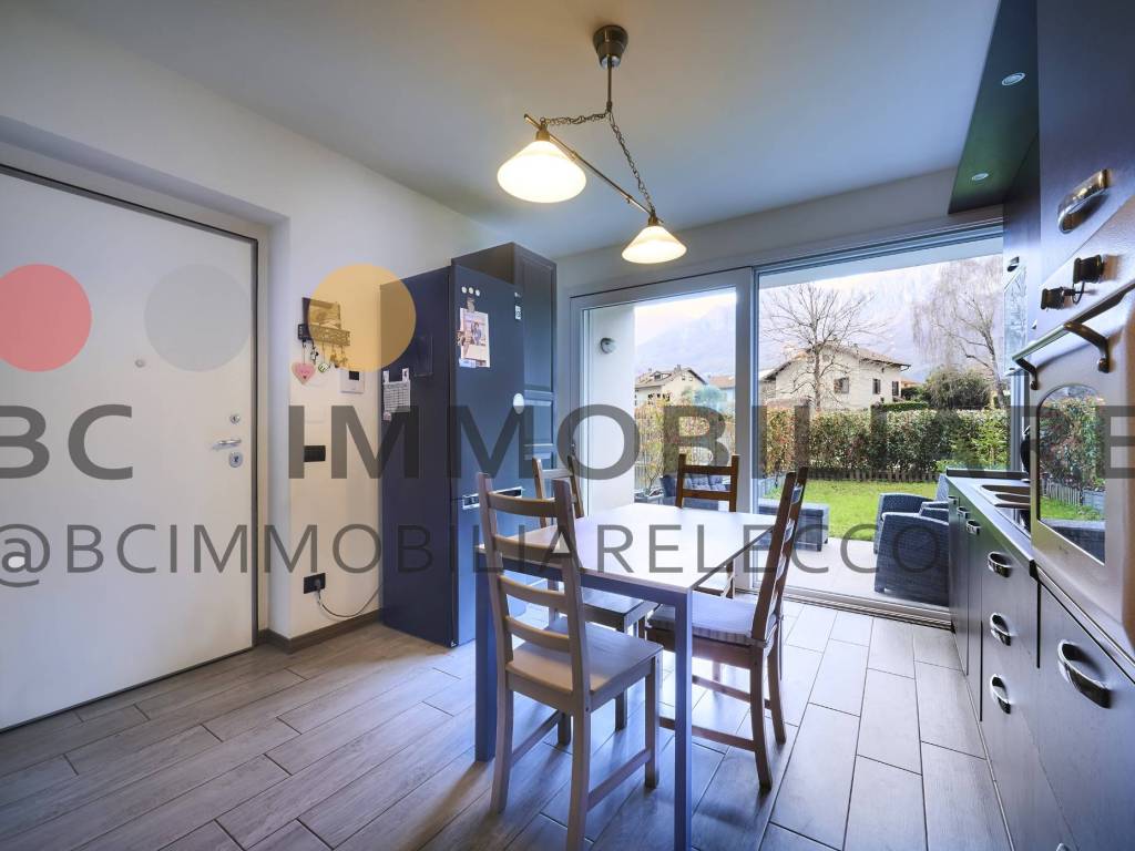 Appartamento a Malgrate in Via Alessandro Manzoni, 13 - Foto 2