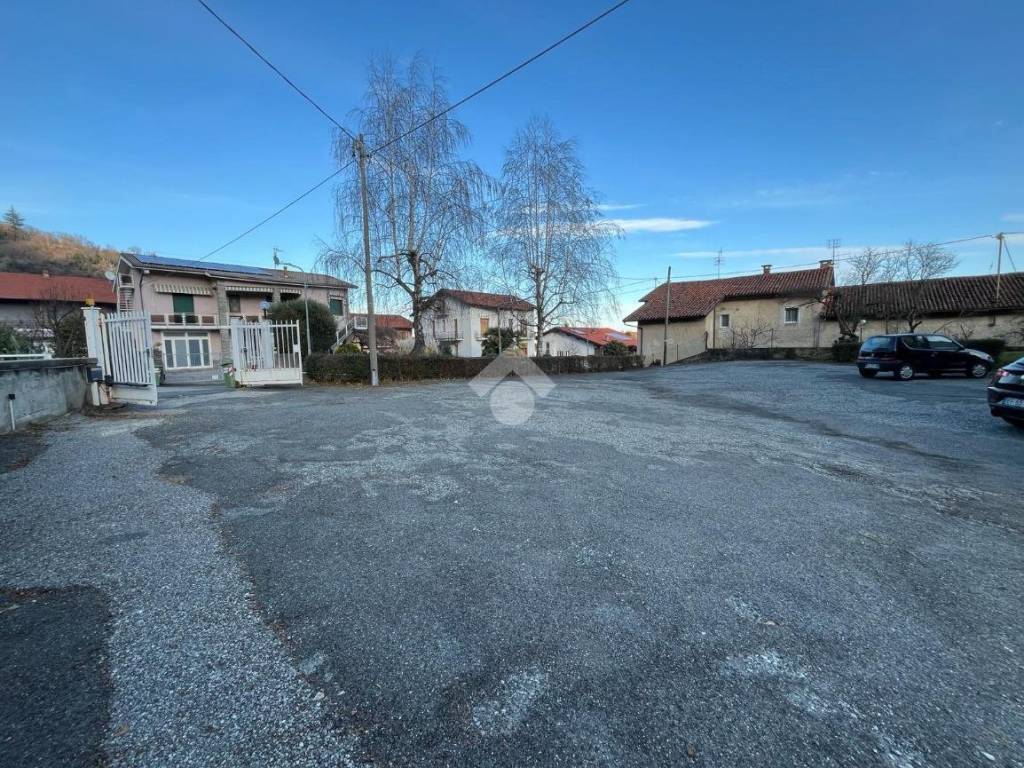 Box / garage a Revello in Via Santa Croce, 15 - Foto 4