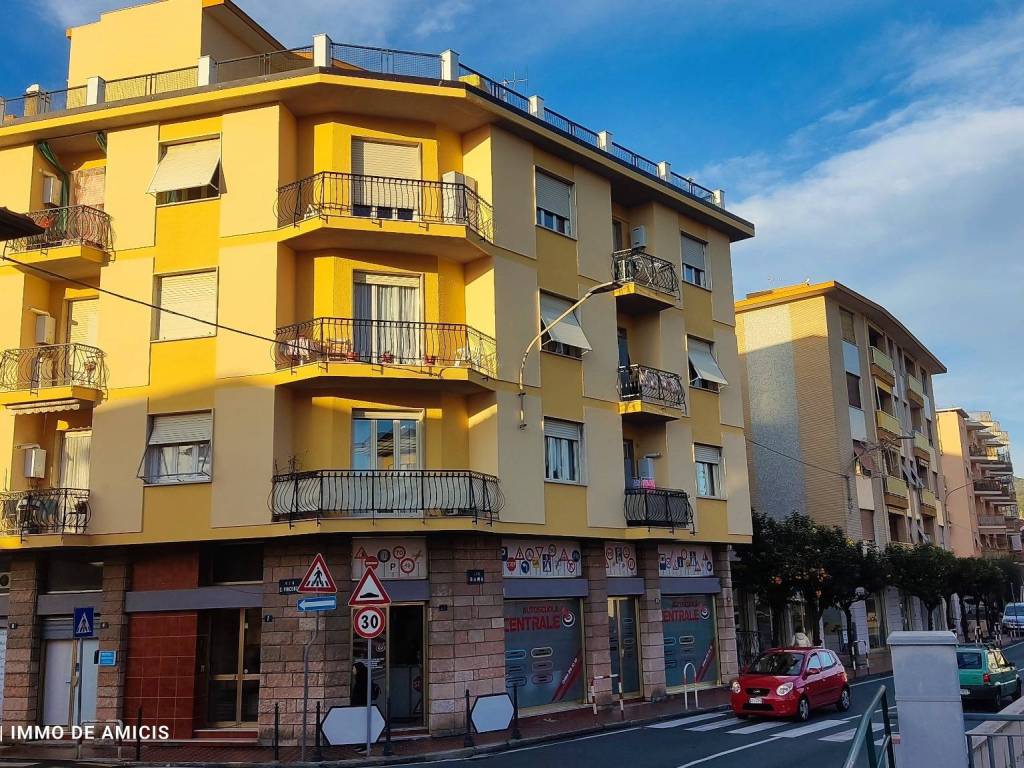 Appartamento a Vallecrosia in Via Roma, 39 - Foto 3