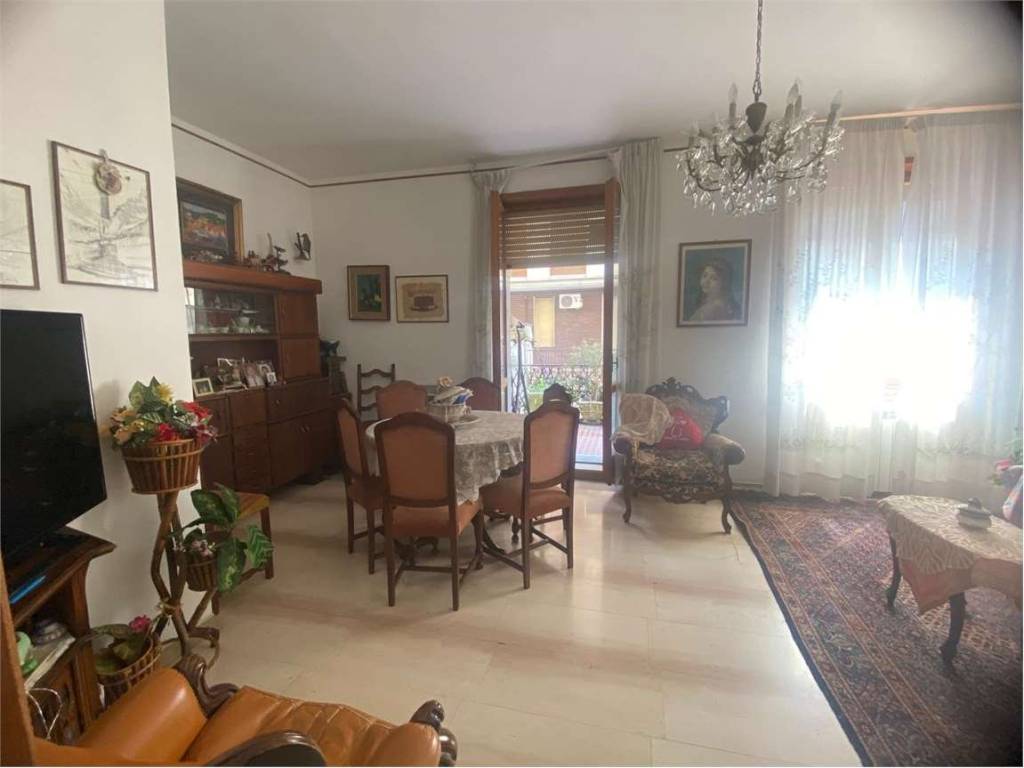 Appartamento a Piacenza in Corso Vittorio Emanuele - Foto 2