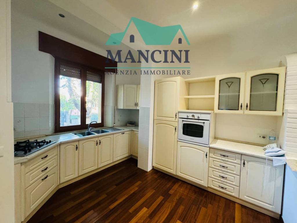 Appartamento a Jesi in SAN FRANCESCO, 10 - Foto 2